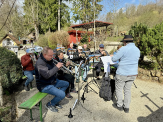 Die Bläsergruppe mit Ingrid Leykauf