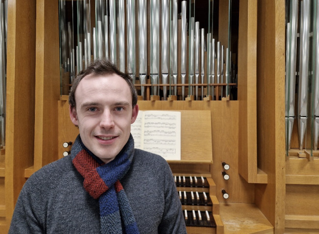 Organist Maximilian Hutzler