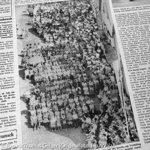 Ausschnitt HZ vom 4.7.1976 mit Besuchern