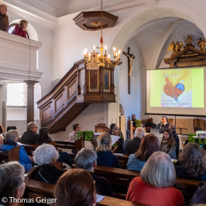 Die voll besetzte Thomaskirche