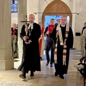Wiedereinzug der Prinzipalien mit Dekan Schäfer und Pfarrer Schukat